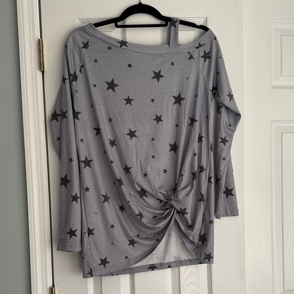 Gray Star Patterned Women's Top